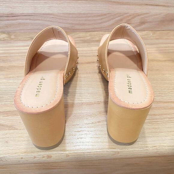 NWOT/B Madden Girl Tan Camerron Platforms Clogs Open Toes Sandal heels 7.5us - Picture 3 of 8